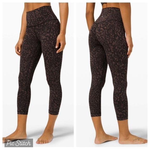 Lululemon Women’s Align Crop Leggings Wild Thing Camo 21” Size 2 - Picture 1 of 7